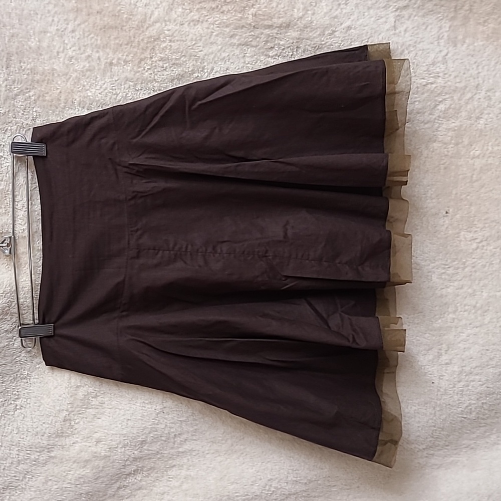 Brown flirty skirt - Picture 3 of 3